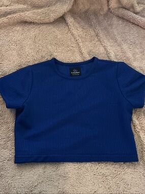 Plains & Prints Navy Textured Crop Top